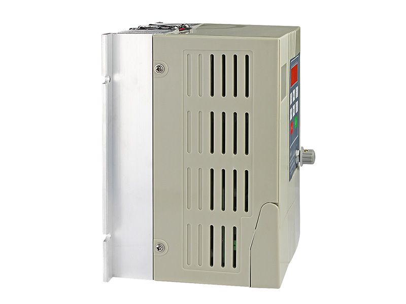4000H通用變頻器，變頻器三相380V，變頻器廠家，電機變頻器